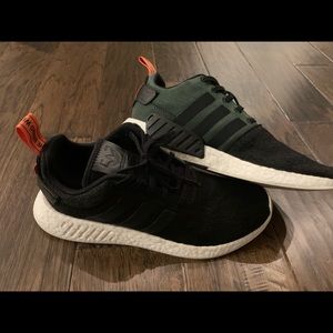 *SOLD* Adidas Adiboost running shoes